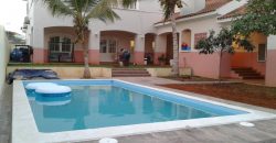 Vivenda V3+2 de luxo com piscina – Cajueiro Talatona.